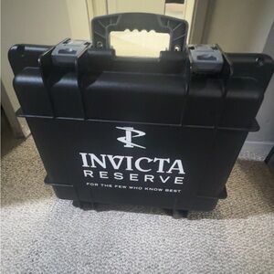 SOLD - Invicta Reserve Black Watch Protective Case 15 Slots